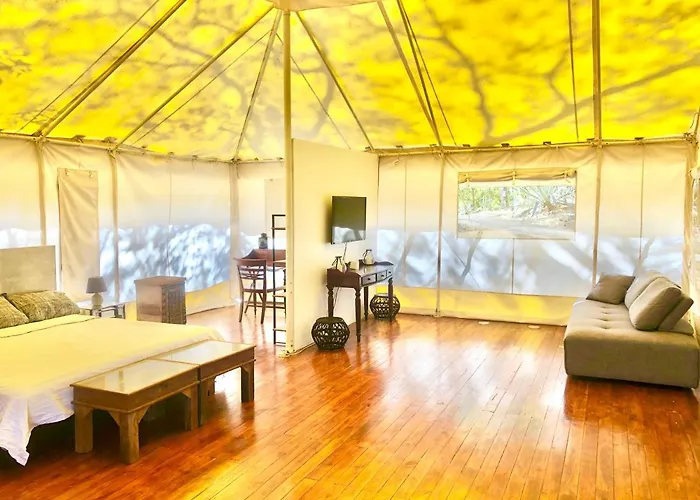 Hyla Nature Retreat